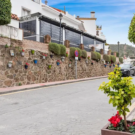 2 Bed In Village Benahavis