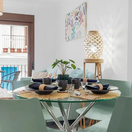 Apartment 2 Bed In Village Benahavis