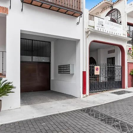 2 Bed In Village Apartment Benahavis
